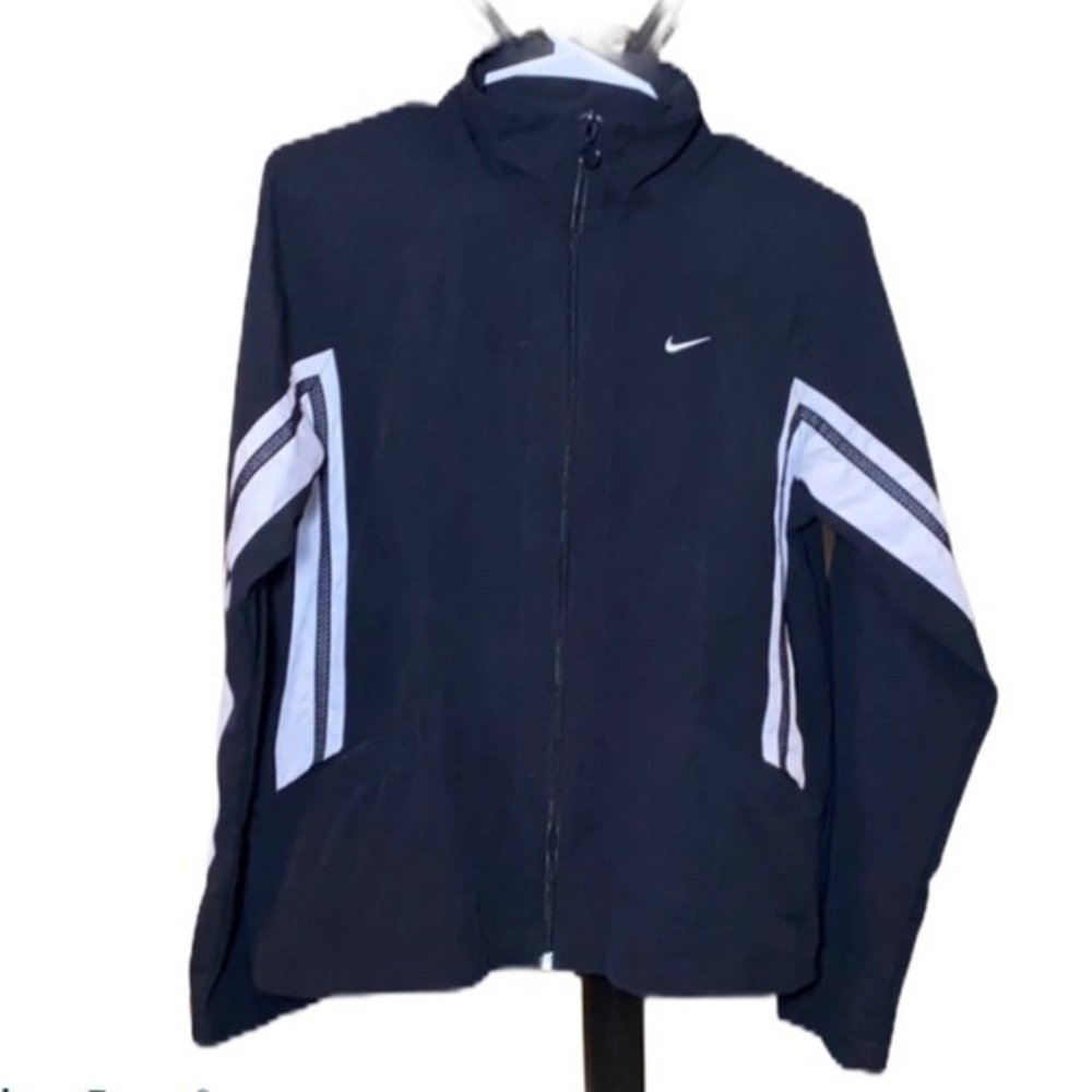 Nike women’s zip up jacket, black/white,medium
